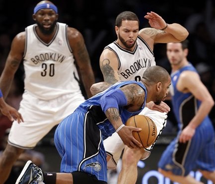 Reggie Evans, Jameer Nelson, Deron Williams