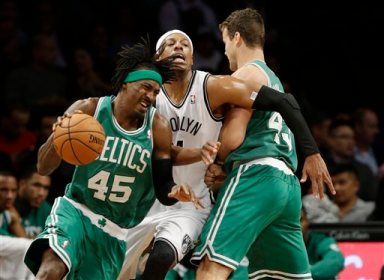 Gerald Wallace, Paul Pierce