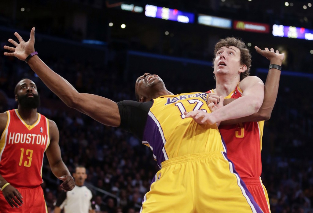 Dwight Howard, Omer Asik