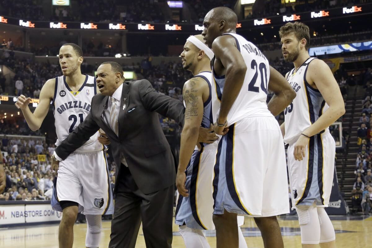 Nets coach Lionel Hollins was once the lead dog in Memphis. (AP)