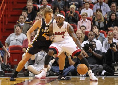 Andrei Kirilenko LeBron James