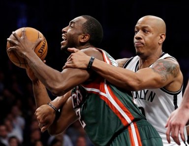 Keith Bogans, Luc Richard Mbah a Moute