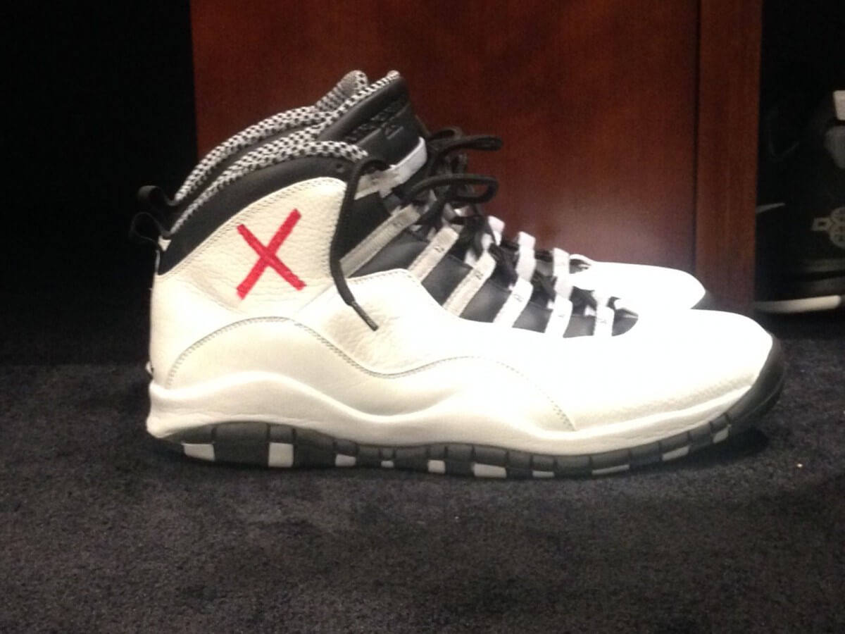 Deron Williams's shoes from Friday night's game.