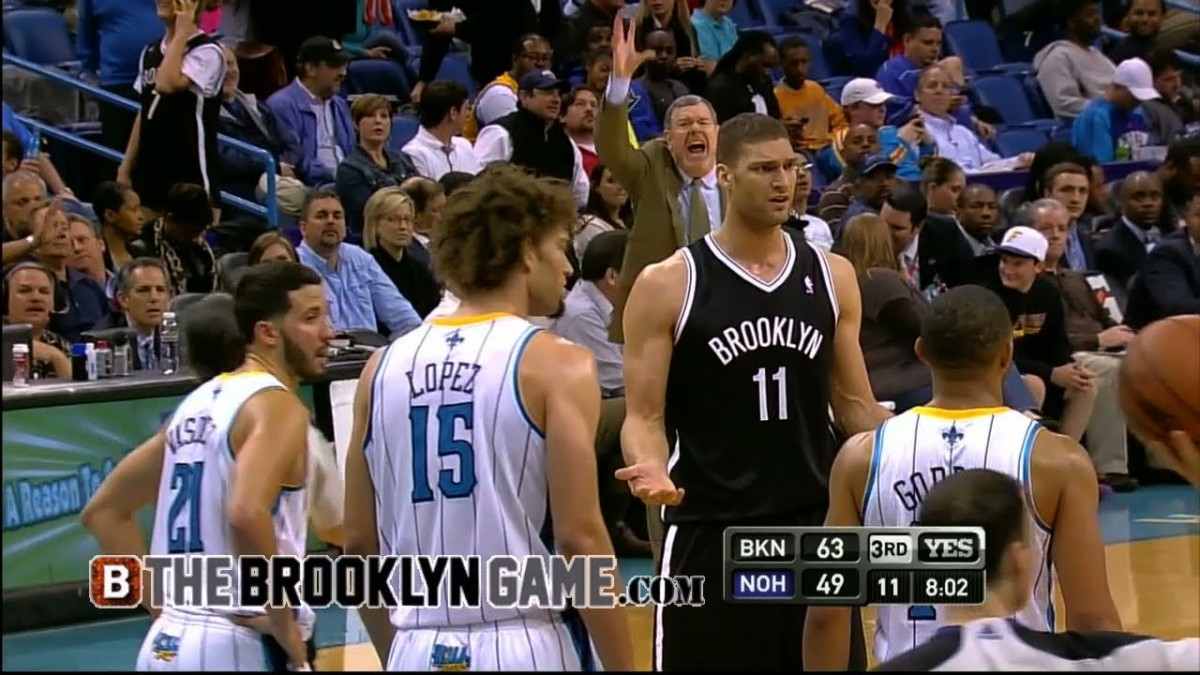 Brook Lopez stars across the court in Nets victory (VIDEO)