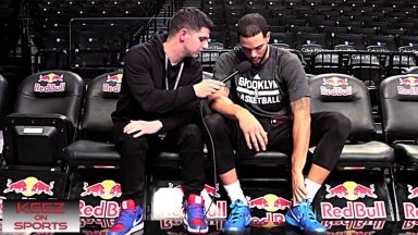 Deron Williams doesn’t seem too keen on high-top sneakers