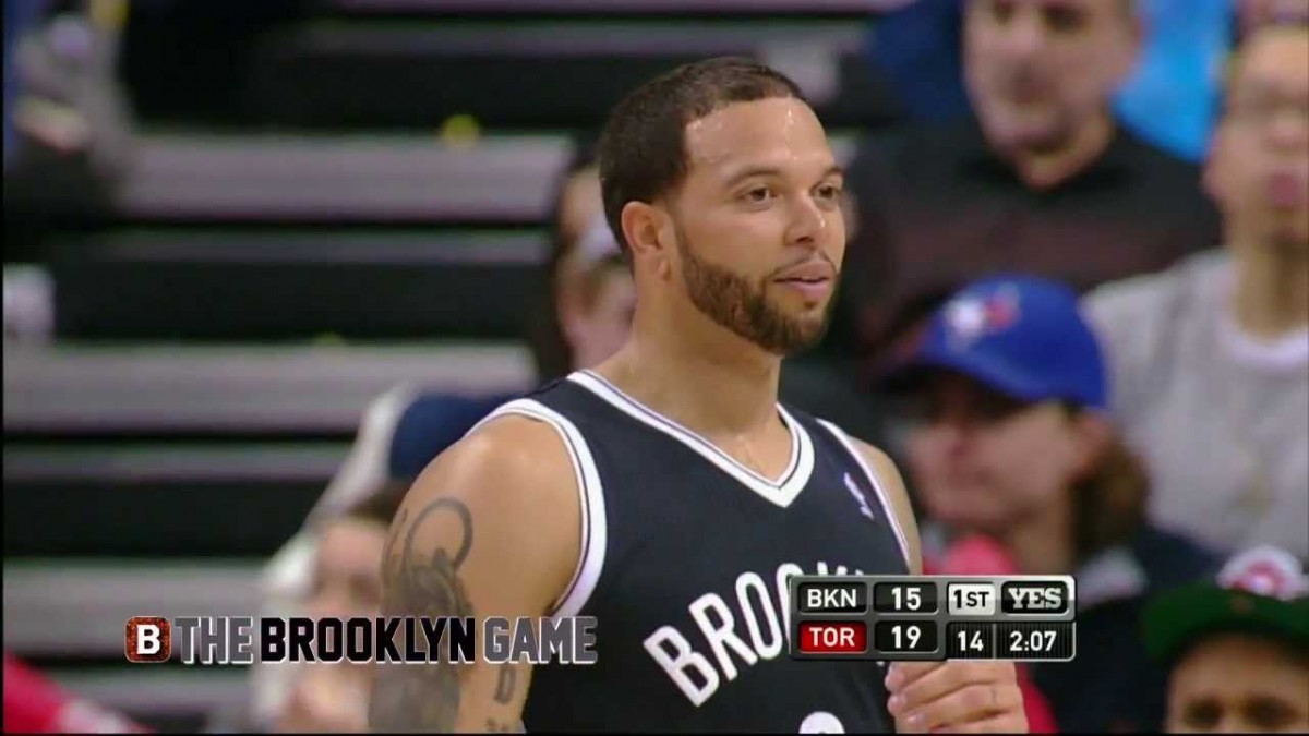 Deron Williams dunks for the second time this season (Video)