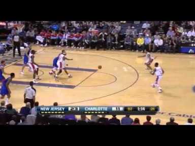 Halftime Playback: The Ugliest 13 Seconds of Basketball Ever