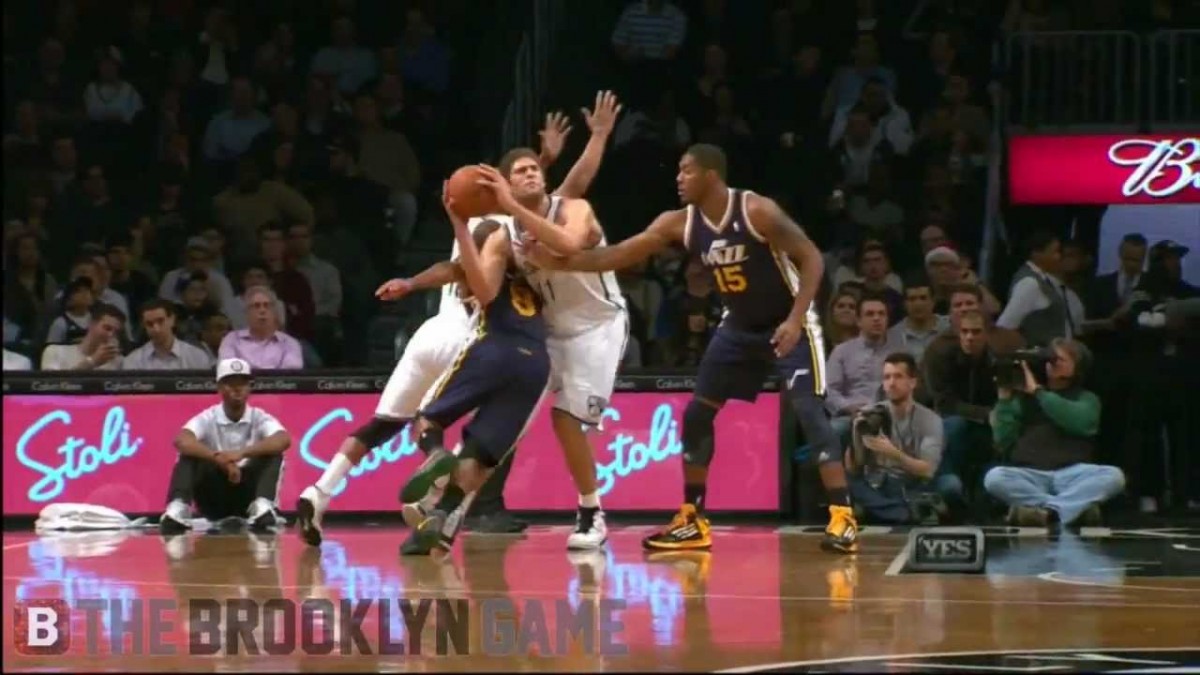 HD Video: Brook Lopez hits ridiculous shot, doesn’t count