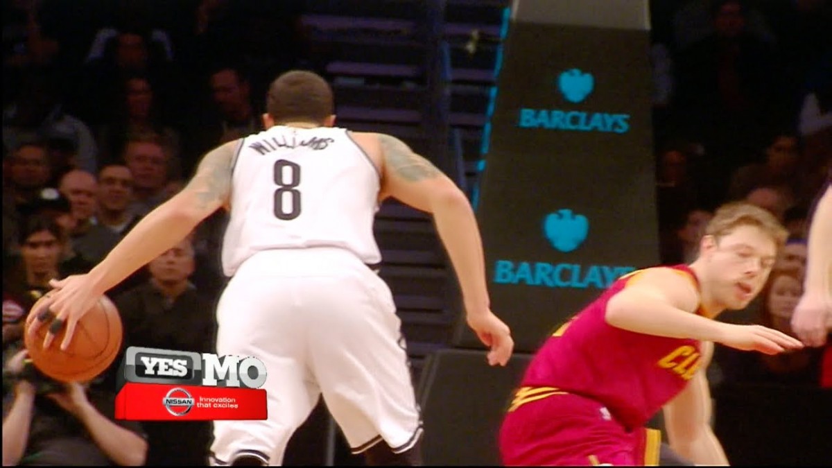 HIGHLIGHT: Deron Williams Killer Crossover on Matthew Dellavedova