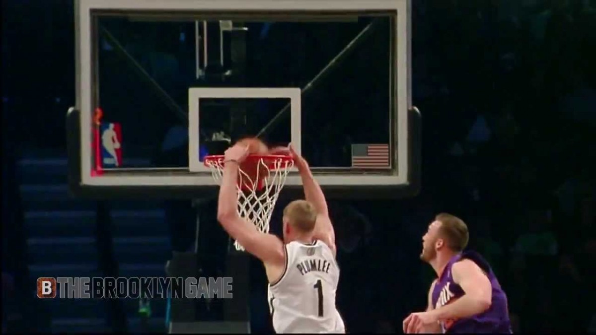 HIGHLIGHT: Plumlee On Plumlee Violence