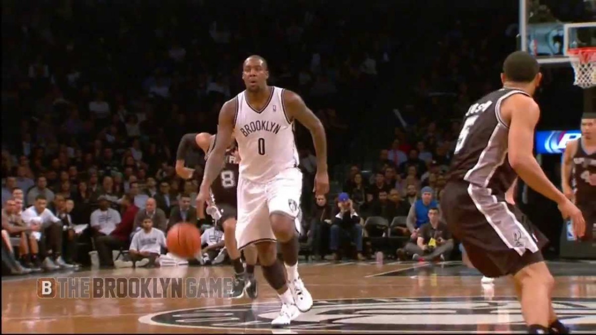 HIGHLIGHT: Point Blatche? Point Blatche.