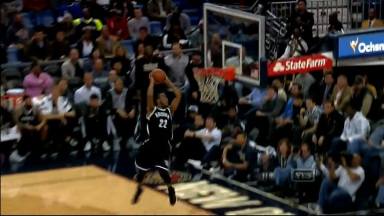 Markel Brown Throws Down 360 Slam Dunk (HIGHLIGHT)