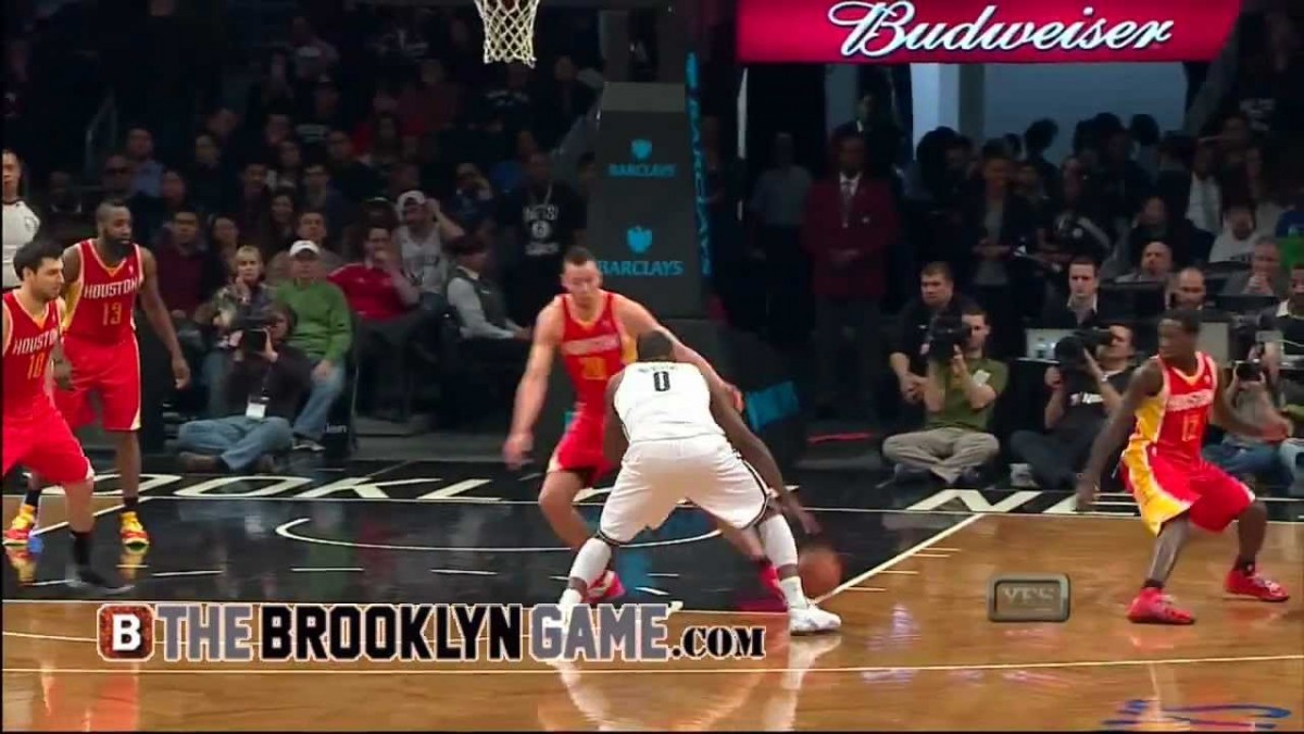 Video: Andray Blatche crosses up, posterizes Donatas Motiejunas