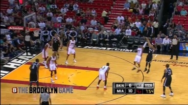 VIDEO: Deron Williams Hits Three 3s in Preseason Debut