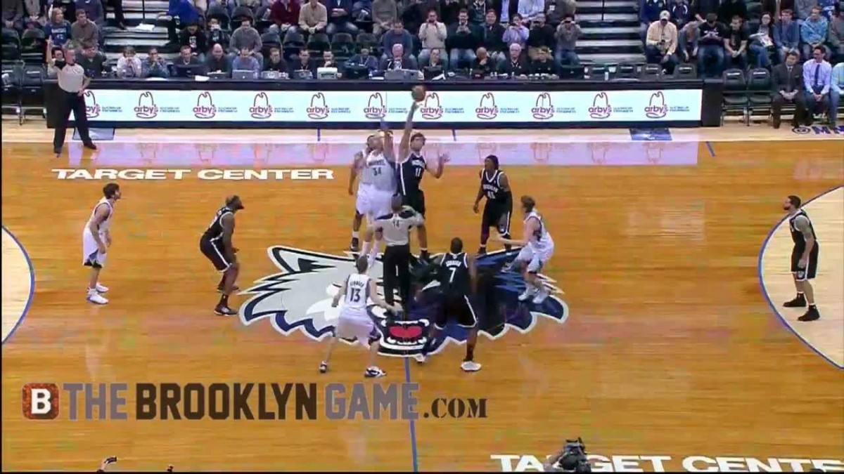 Video: Gerald Wallace opens Nets-Timberwolves with a huge block