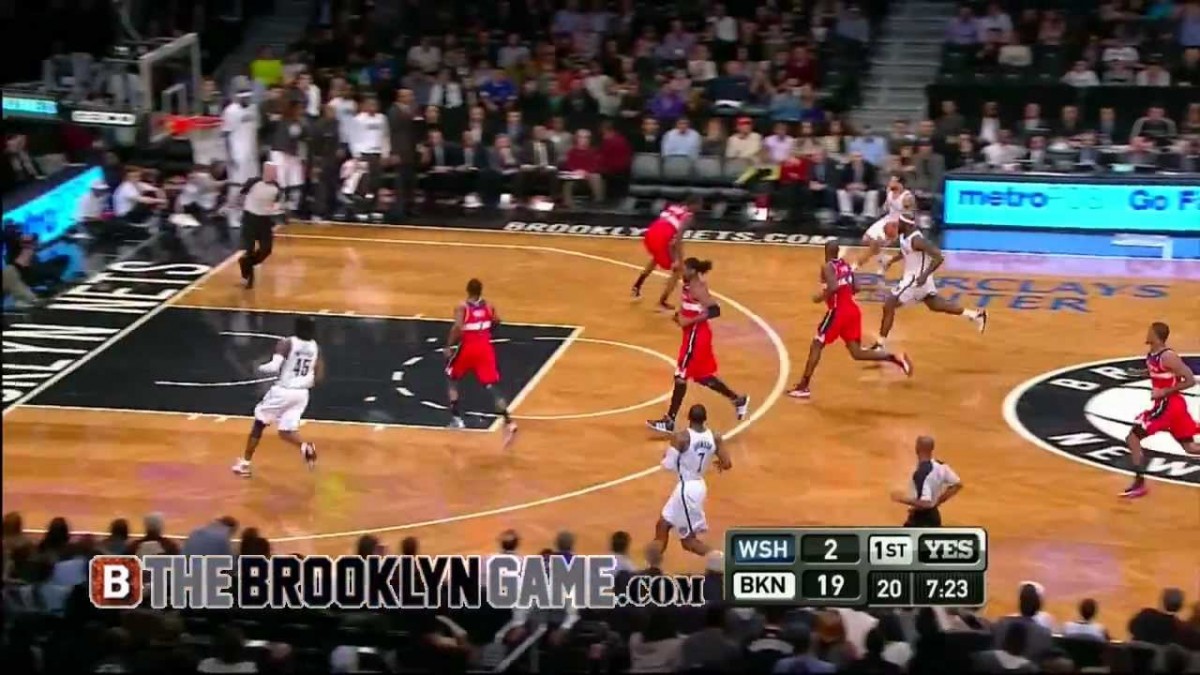 VIDEO: HOLY CRAP DERON WILLIAMS HITS LOTS OF THREES