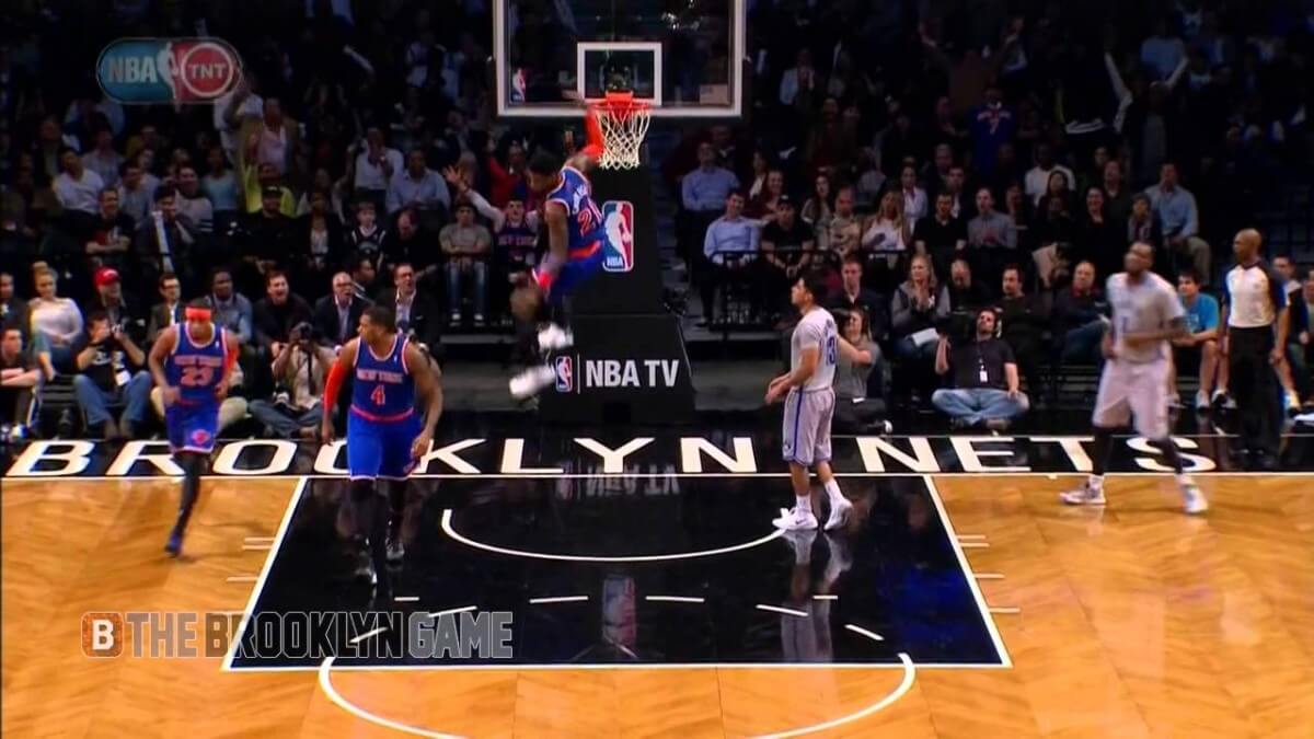 Video: Iman Shumpert Dunks Off-The-Backboard Alley-Oop