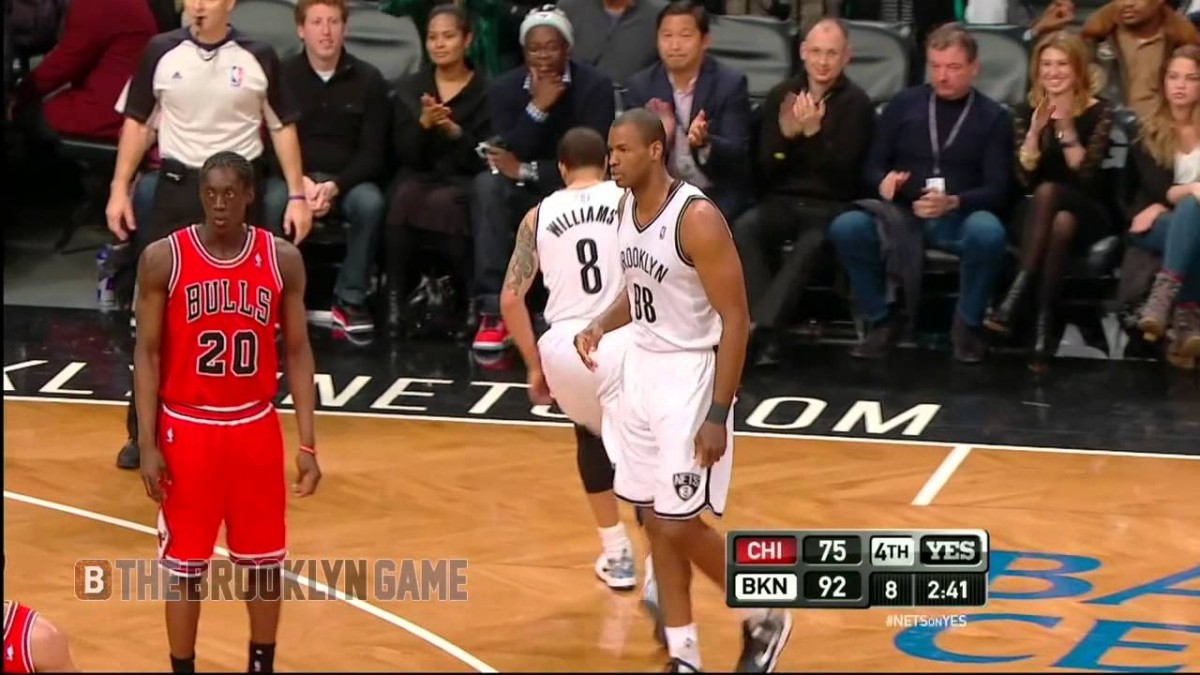 VIDEO: Jason Collins Checks In To Standing Ovation, Promptly Commits Foul
