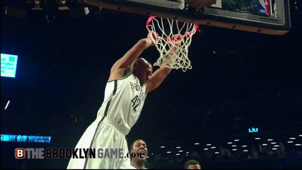 Video: Jerry Stackhouse Can Still Dunk, Y’all