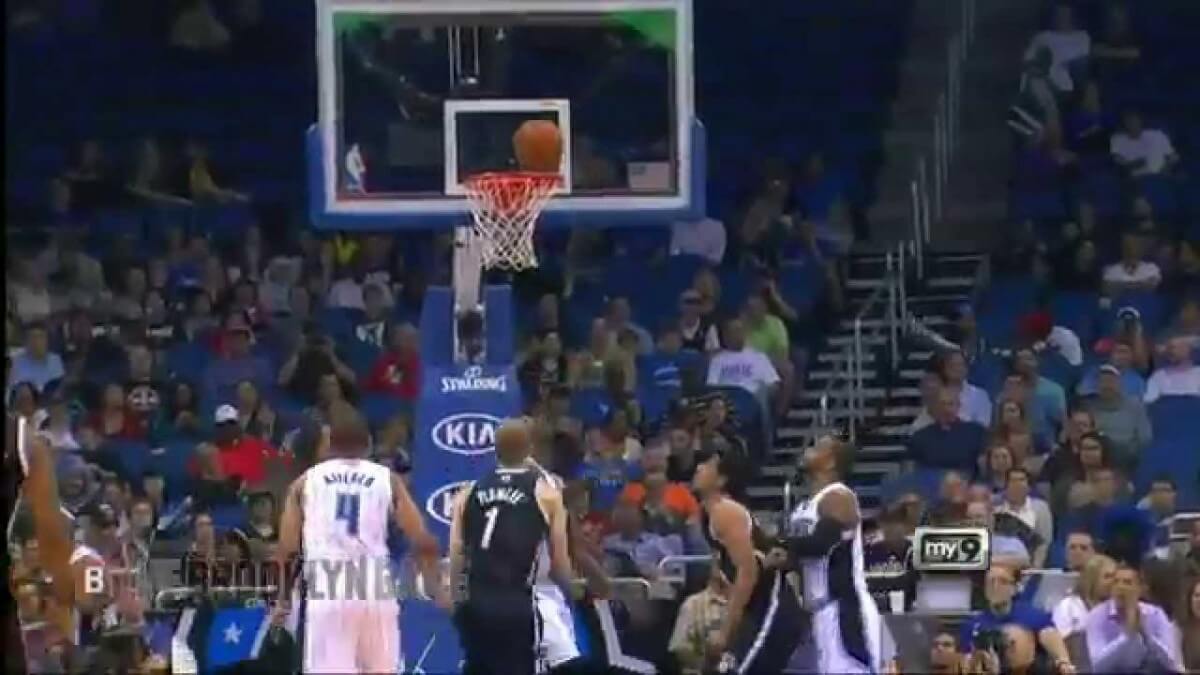 VIDEO: Mason Plumlee throws down the hammer off his own miss