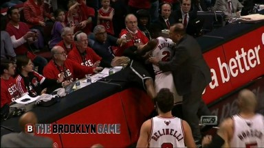 Video: Nate Robinson pushes C.J. Watson into scoreboard, scrum ensues