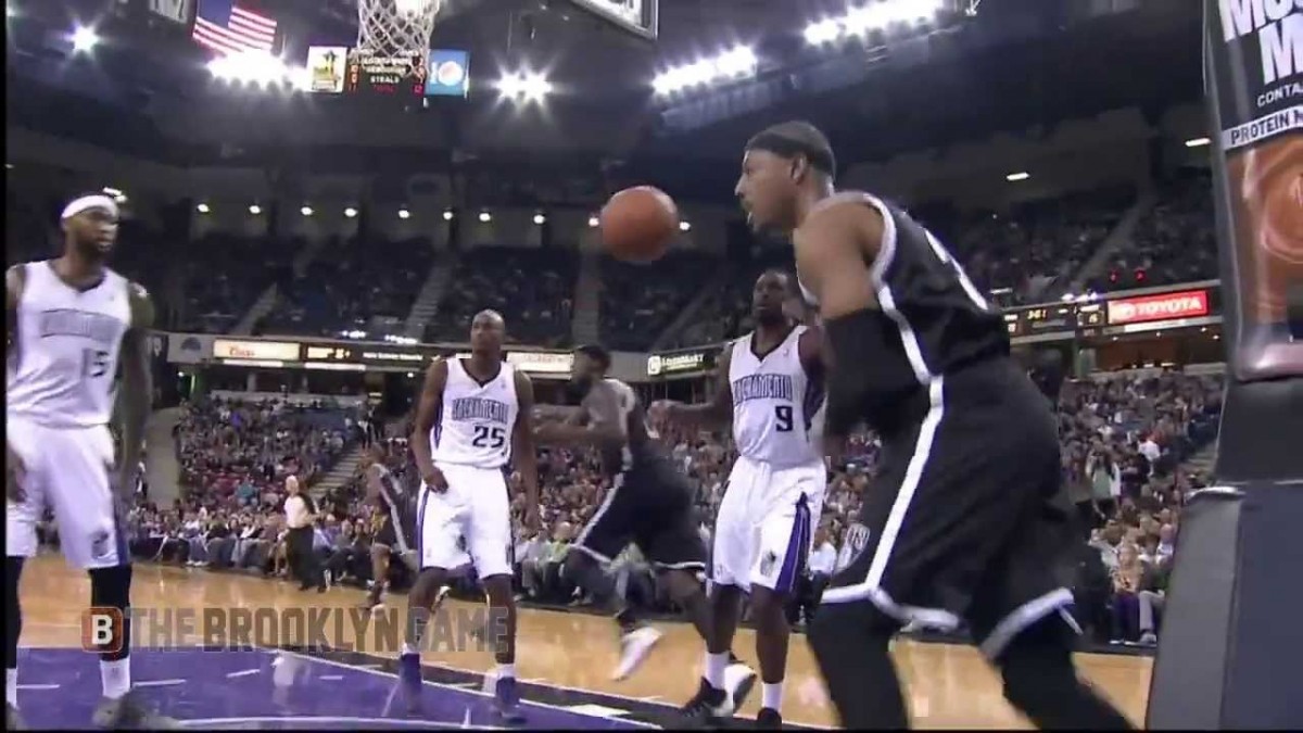 VIDEO: Paul Pierce with the NASTY Left-Handed dunk