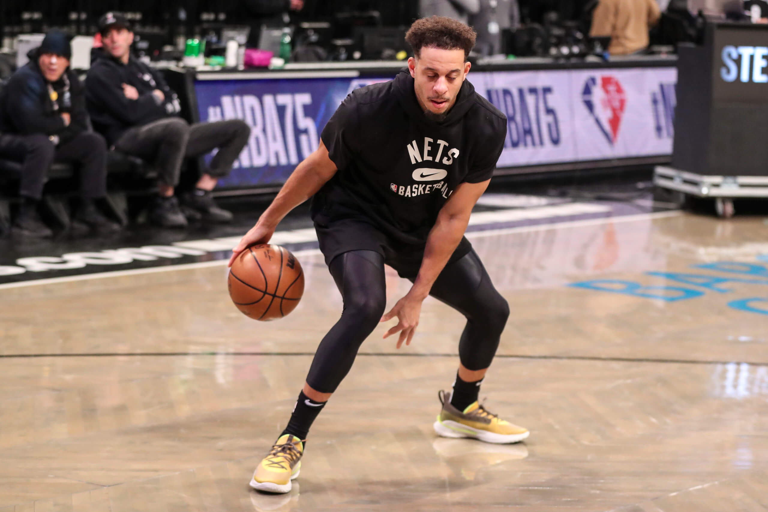 Nets' Seth Curry Sneaking Up On Brother Stephen Curry Ended Up Being a  “Terrible Feeling” After Kyrie Irving Outclass - EssentiallySports