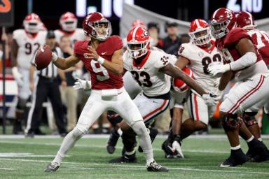 2021-12-05T002548Z_960317821_MT1USATODAY17292223_RTRMADP_3_NCAA-FOOTBALL-SEC-CHAMPIONSHIP-GEORGIA-VS-ALABAMA-1200×800-1